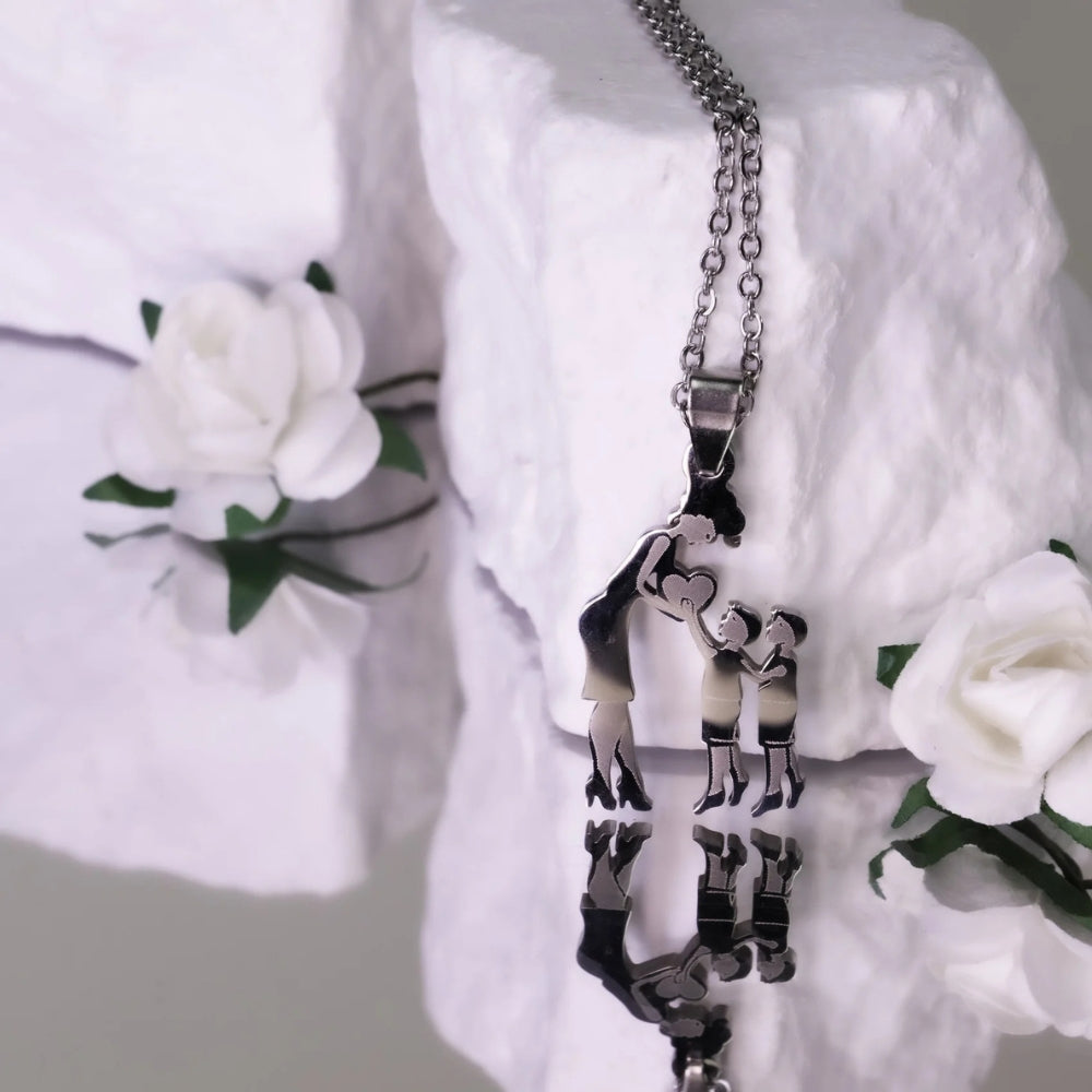 La Collana del Legame Materno